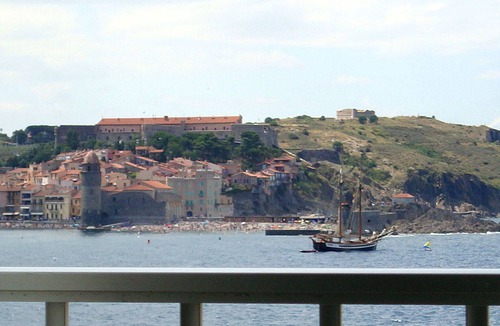 Collioure Apartment | Apartment T3 on the seafront. Breathtaking view over Collioure and the sea