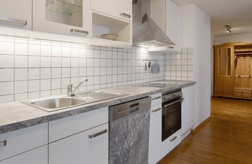 Horben Apartment | Apartment 'Talblick' with Shared Terrace, Shared Garden and Wi-Fi