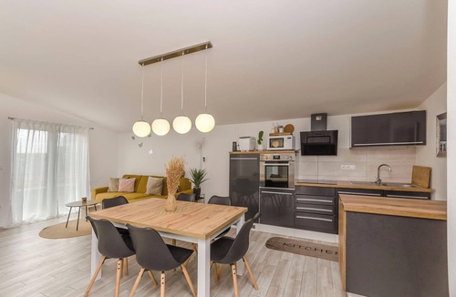 Vodice Apartment | Apartment Tarle