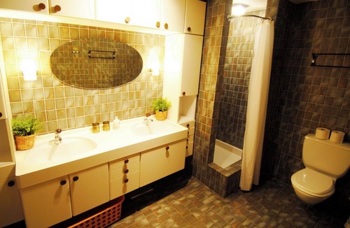 Samedan Apartment | Apartment Tauschna with private wellness area