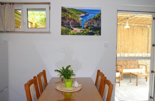 Komiza Apartment | Apartment Teraferma 2