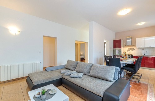 Selina Apartment | Apartment Terlevic with Terrace