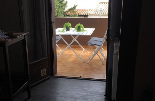 Maraussan Apartment | Apartment-Terrace-City-Ensuite with Bath