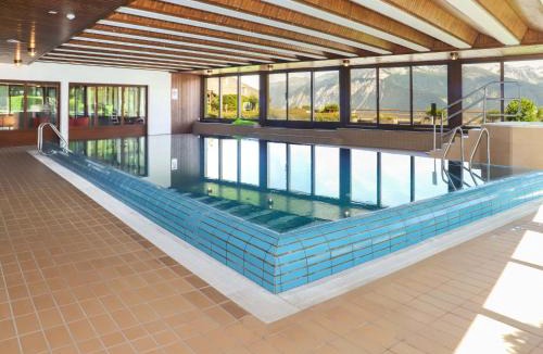 Randogne Apartment | Apartment Terrasse des Alpes 2006 by Interhome