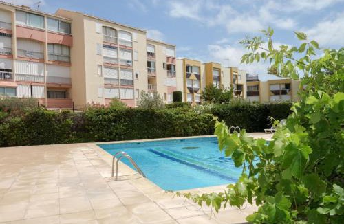 Le Grau-Du-Roi Apartment | Apartment Terrasses de la Baronnie-4 by Interhome