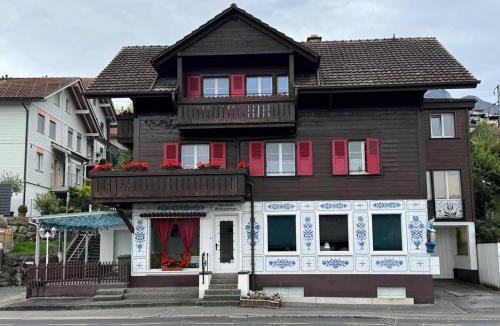 Gwatt Apartment | Apartment Thun - Lake view - for 6 guests