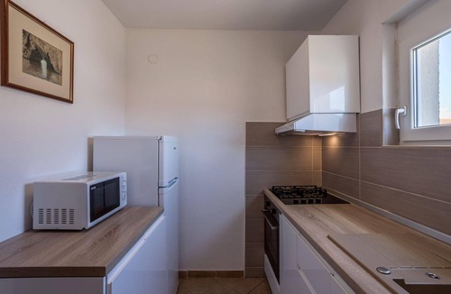 Stari Grad Apartment | Apartment Tihana with Mediterranean garden
