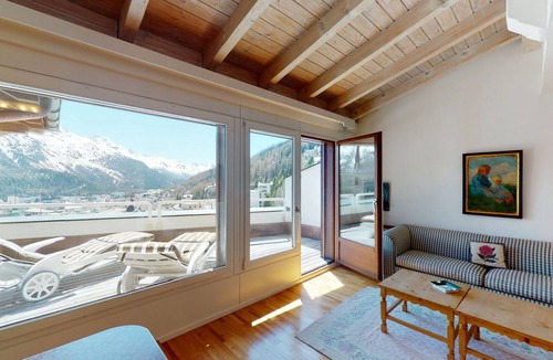 St. Moritz Apartment | Apartment Tinus - Quiet Apartment in Central St. Moritz with View