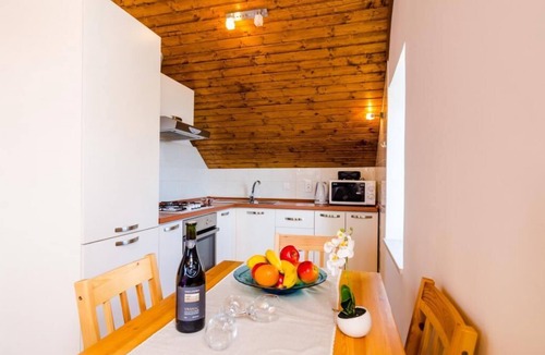 Sudurad Apartment | Apartment Tonka's Terrace