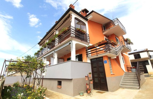 Seget Apartment | Apartment Tre pini 2 (10133-A1) - Seget, Umag