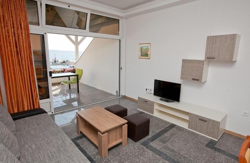 Starigrad Apartment | Apartment Trošelj