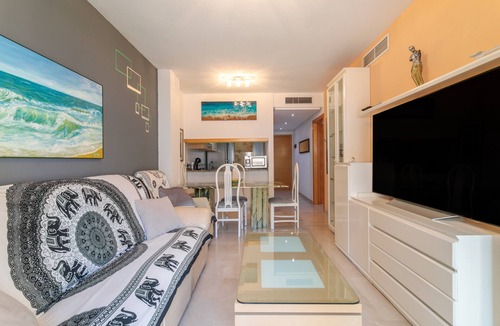 Coveta Fuma Apartment | Apartment 'Tu Descanso En La Playa' with Shared Pool, Wi-Fi and Air Conditioning
