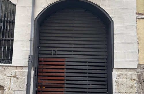 Valladolid City Centre Apartment | Apartment two minutes from the Cathedral! Ideal for families, with patio.