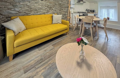 Bala Apartment | Apartment Two - UK49592