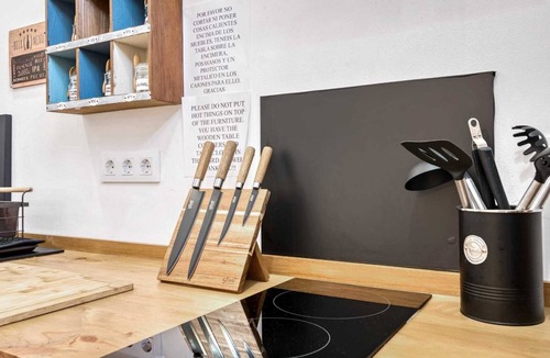 Sant Antoni Apartment | Apartment "Urbanloft Valencia" with Wi-Fi & Air Conditioning