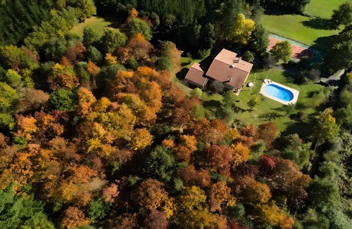 Amurrio Apartment | Apartment 'Usko 1' with Mountain View, Private Pool and Wi-Fi