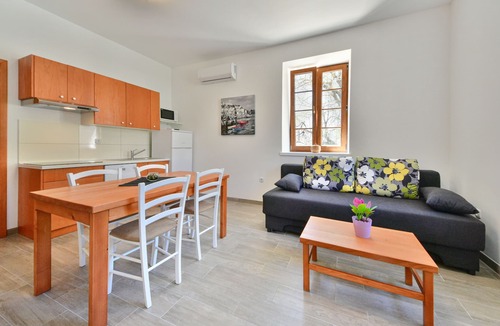 Sveti Juraj Apartment | Apartment Val by Interhome