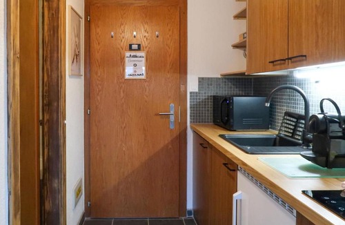 Saint-Pierre-de-Clages Apartment | Apartment Valaisia 53A by Interhome