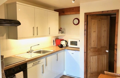 Grimstone Apartment | Apartment Valerian - Sunset Cottages