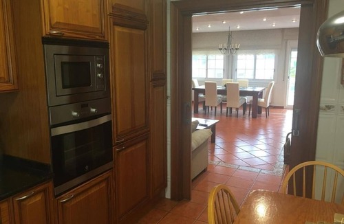 Canyelles Apartment | Apartment Vama House with Pool and Wi-Fi
