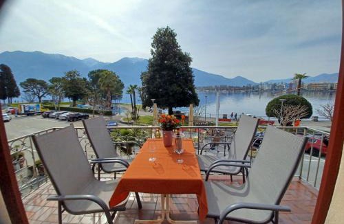 Muralto Apartment | Apartment Vela da Reto by Interhome
