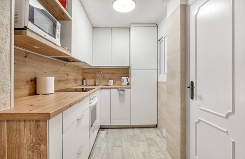 La Mata Apartment | Apartment 'Verano Azul' with Shared Pool, Wi-Fi and Air Conditioning
