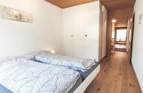 Davos-Dorf Apartment | Apartment Verbena-3 by Interhome
