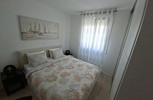 Znjan Apartment | Apartment Verdi Split with free parking in the garage