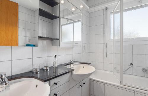 Vermala Apartment | Apartment Vermala Soleil B 13 by Interhome
