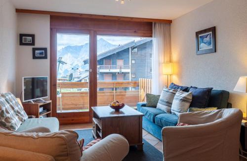 Saint-Pierre-de-Clages Apartment | Apartment Victoria 1 C1 by Interhome