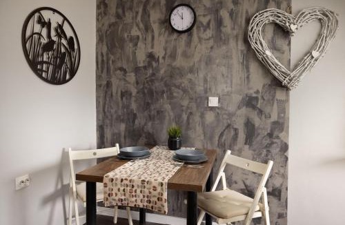 Kraljevec Sesvetski Apartment | Apartment Viksa with Jacuzzi