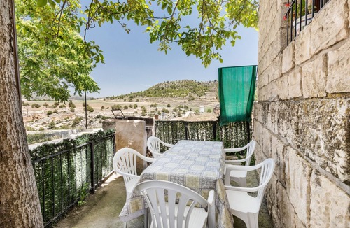Calar de la Santa House | Apartment 'Villacalar Ill' with Mountain View, Private Terrace and Wi-Fi