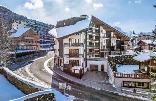 Villars-sur-Ollon Apartment | Apartment Villars Soleil B 13-14 by Interhome