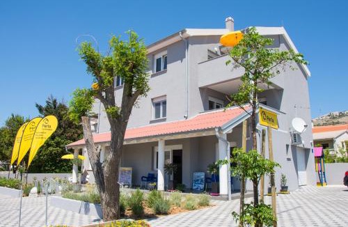 Pag Apartment | Apartment Villa Franci Pag with heating and open all year