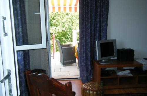 Cove Tri Zala (Zrnovo) Apartment | Apartment Villa Green Court