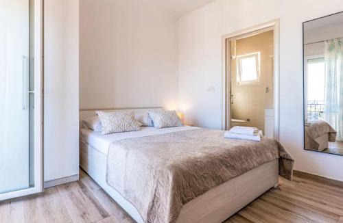 Rab Town Apartment | Apartment Villa Mare-3 by Interhome