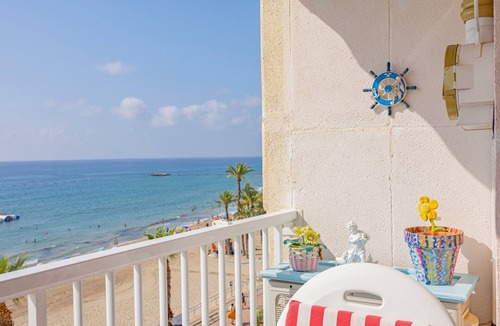 Old Town Apartment | Apartment 'Villa Penélope' with Sea View, Wi-Fi and Air Conditioning