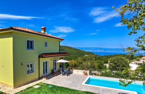 Brsec Apartment | Apartment Villa Tara-1 by Interhome