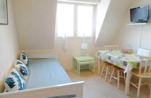 Villers-sur-Mer Apartment | Apartment Villers-sur-Mer, 1 bedroom, 4 persons