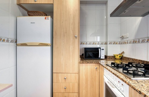 Plaza De La Costera Apartment | Apartment 'Voramar' with Sea View, Private Terrace and Wi-Fi