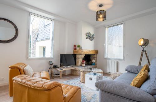 Saint-Malo Apartment | Apartment Vue Solidor-2 by Interhome