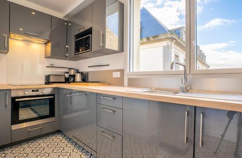 Saint-Malo Apartment | Apartment Vue Solidor-2 by Interhome