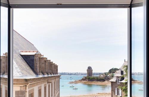 Saint-Malo Apartment | Apartment Vue Solidor-2 by Interhome