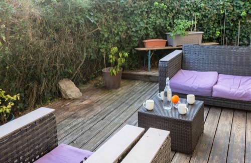Les Hauts de Canet Apartment | Apartment with terrace and views of the Pyrenees