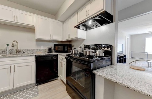 Pleasant Valley Apartment | Apartment w/pool & hot tub, pet-friendly