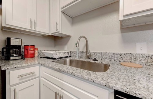 Pleasant Valley Apartment | Apartment w/pool & hot tub, pet-friendly