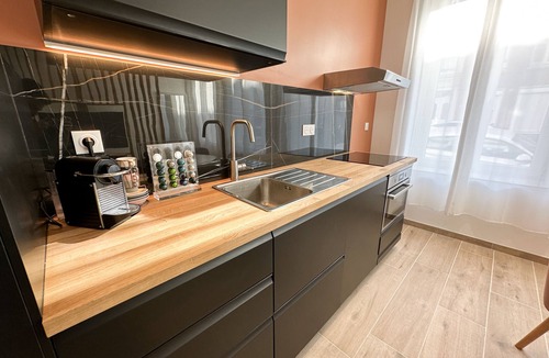 Vauban - Wazemmes Apartment | Apartment-Whirlpool bath-Apartment-Street View-Le Bijou