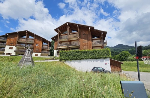 Saint-Jean-de-Sixt Apartment | Apartment with balcony, village centre.
