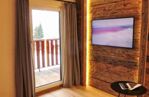 Graechen Apartment | Apartment Wiedersehn Dachgeschoss by Interhome