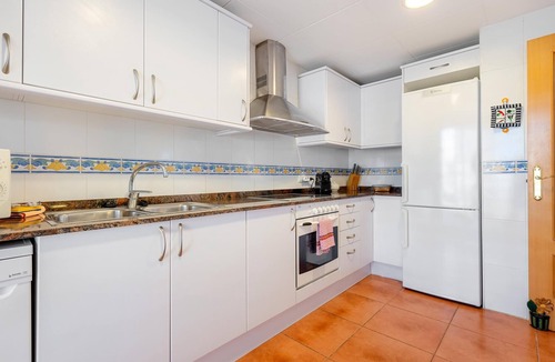 Costa Dorada Apartment | Apartment with pool and sea views 200m beach